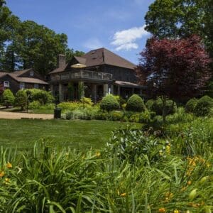 MUSIC ON THE LAWN AT RAGGED GARDENS